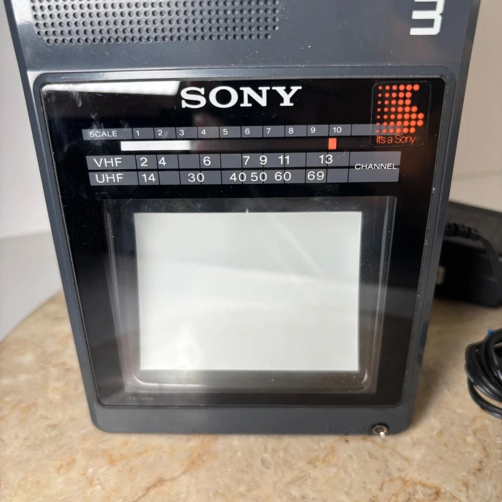 Sony Watchman FD-42A Portable TV Gray 1987 Vintage Handheld TV PARTS